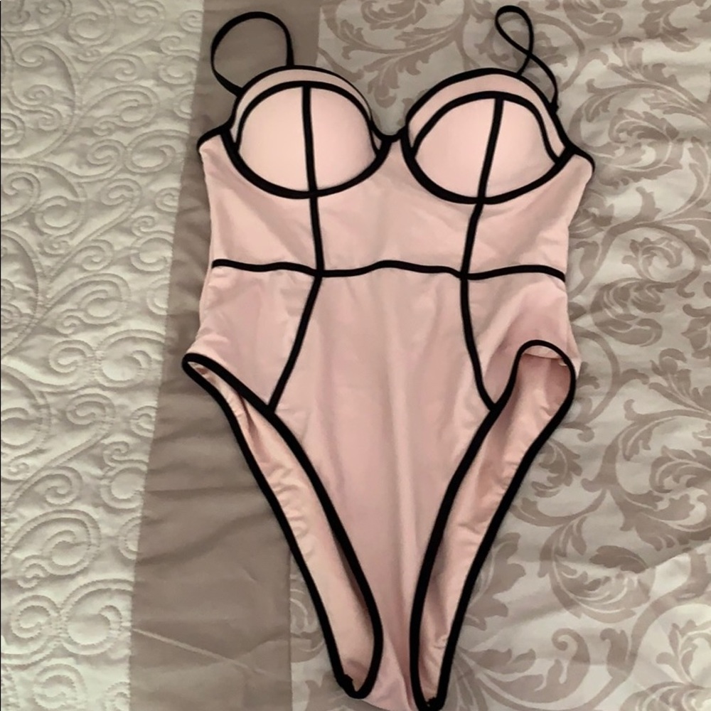Bathing suit 🩱